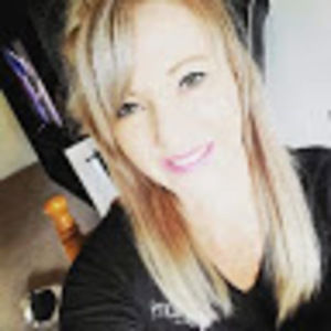 Meet your Posher, Holly